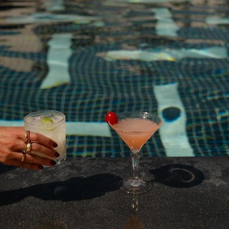 Radisson Blu Zaffron Resort, Santorini (Adults Only) Kamári Kültér fotó
