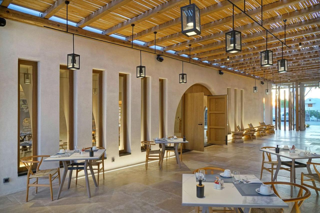 Radisson Blu Zaffron Resort, Santorini (Adults Only) Kamári Kültér fotó