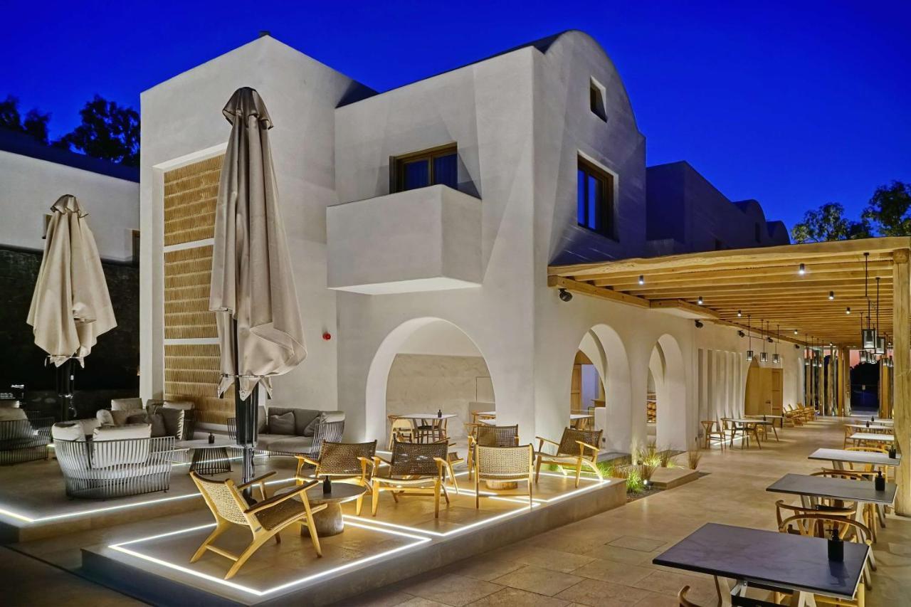 Radisson Blu Zaffron Resort, Santorini (Adults Only) Kamári Kültér fotó